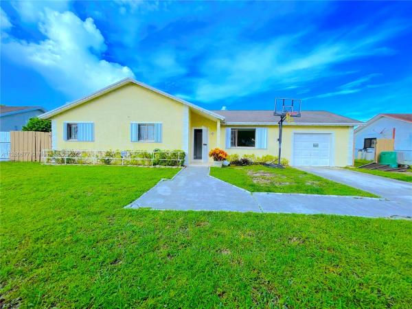 Leslie Estates, 20000 NW 32nd Ave, Miami Gardens, Florida 33056, image 2