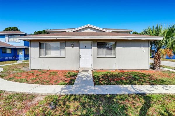 Cateleya Shores, 816 W Tiffany Dr #1, Mangonia Park, Florida 33407, image 1