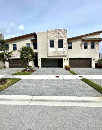 Summit At Park Central, 10521 NW 81st St #10521, Doral, Florida 33178, image 1