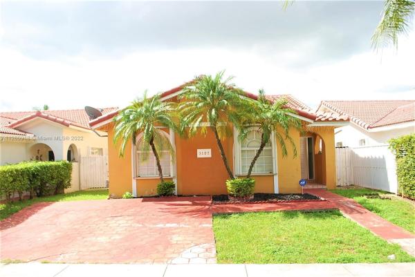 Bayamo, 3192 W 74th St, Hialeah, Florida 33018, image 1