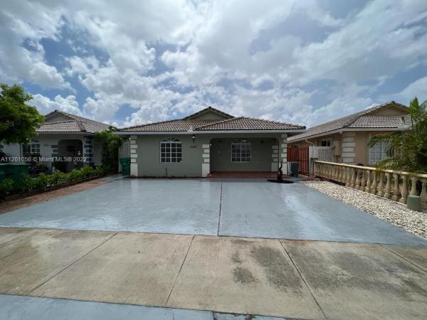 Golden Eagle Estates, 10068 NW 127th St, Hialeah Gardens, Florida 33018, image 1