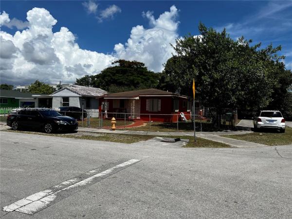 Stephens Manor, 7700 NW 11th Ave, Gladeview, Florida 33150, image 2