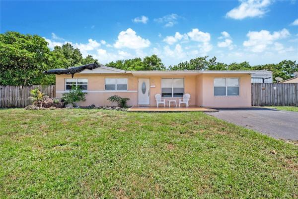 Heftler Homes Sunset Park, 8645 SW 97th Rd, Kendall, Florida 33173, image 2