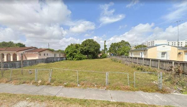 Le Jeune Manors, 1000 NW 39th Ct, Miami, Florida 33126, image 1