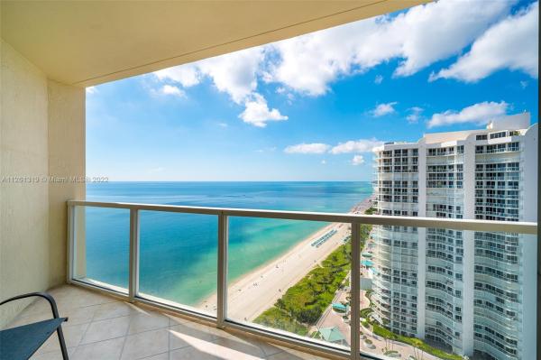 La Perla, 16699 Collins Ave #2601, Sunny Isles Beach, Florida 33160, image 1