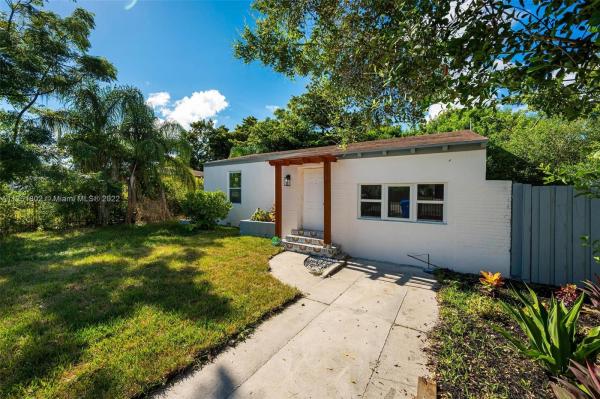 Durham Village, 1020 NW 44th St, Miami, Florida 33127, image 1
