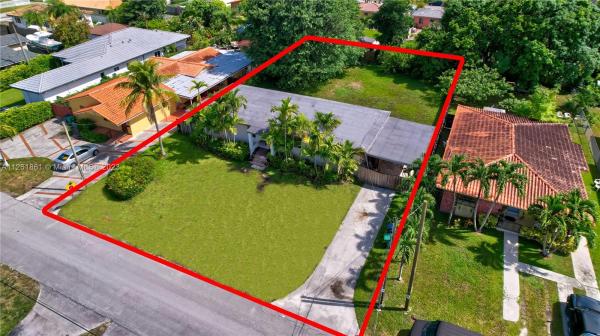 Coral Villas, 6550 SW 27th St, Coral Terrace, Florida 33155, image 1