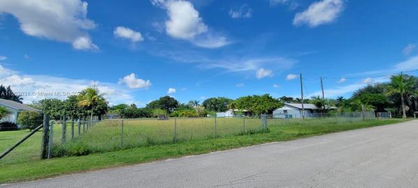 El Tranquilo, 15835 Sw 242nd St, Redland, Florida 33031, image 1