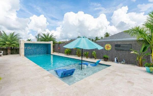 19025 SW 316th Ter, Unincorporated Dade County, Florida 33030, image 2