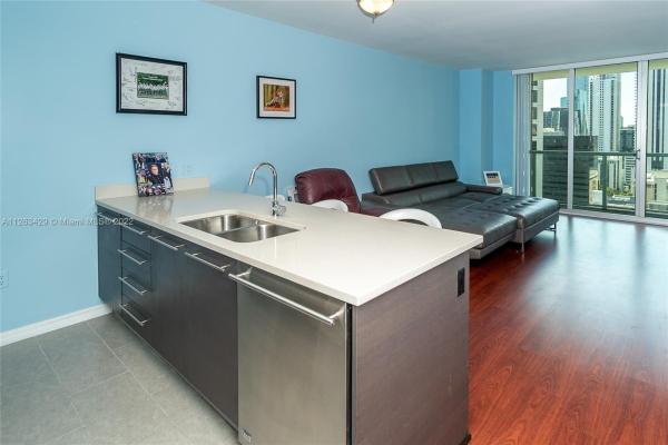 500 Brickell West, 55 SE 6th St #2206, Miami, Florida 33131, image 2