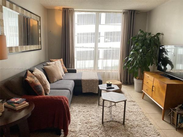 Palm Gardens, 210 SW 11th St #610, Miami, Florida 33130, image 1