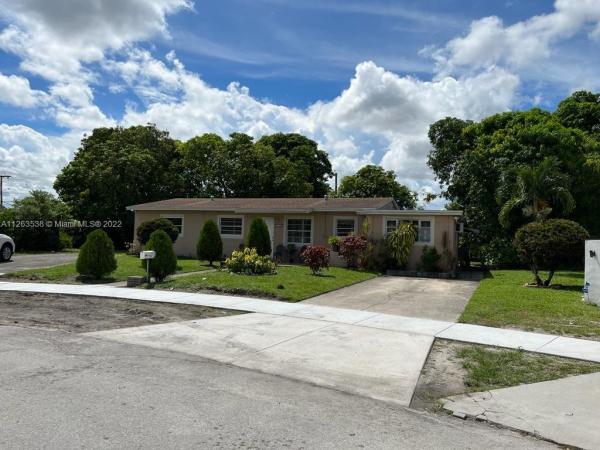Carol City, 17520 NW 40th Ave, Miami Gardens, Florida 33055, image 2