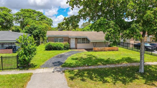Alhambra Heights, 825 NW 128th St, North Miami, Florida 33168, image 1