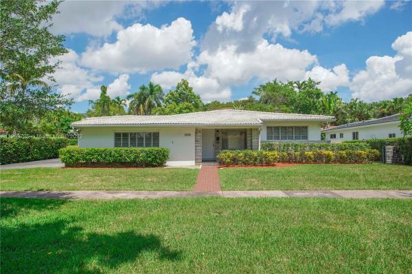 Riviera, 1519 Robbia Ave, Coral Gables, Florida 33146, image 2