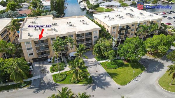 Keystone Bay, 2620 NE 135th St #425, North Miami, Florida 33181, image 1