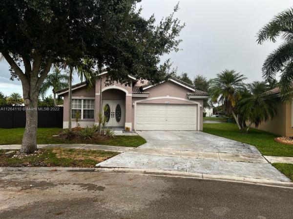 Walden Lake, 439 SW 204th Ave, Pembroke Pines, Florida 33029, image 1