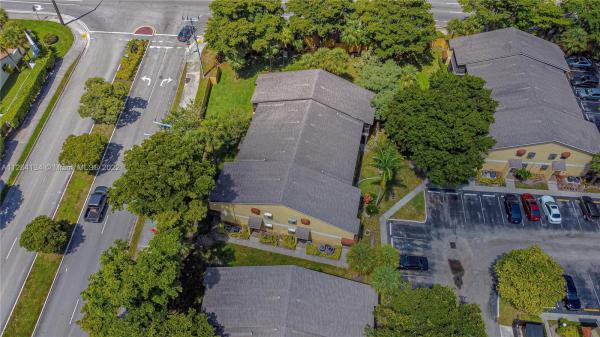 Oakland Forest Club, 3065 N Oakland Forest Dr #203, Oakland Park, Florida 33309, image 1