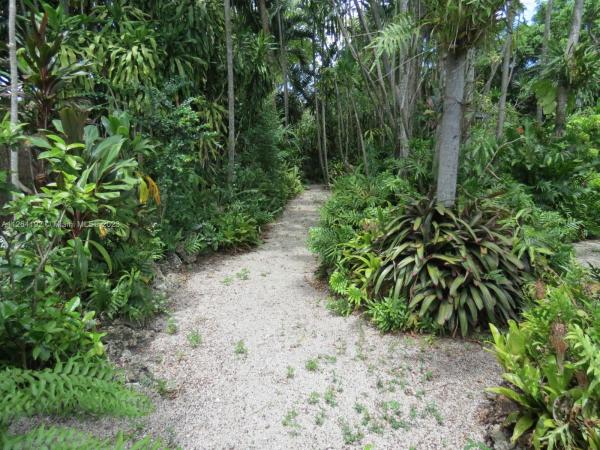 Coletown Acres, 10460 SW 111th St, Kendall, Florida 33176, image 1
