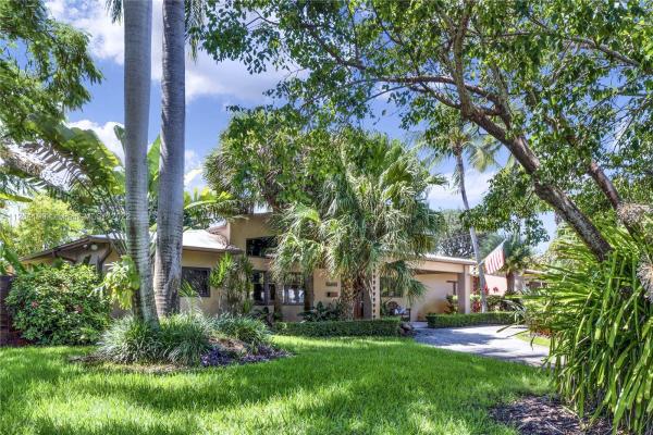 Cambria Heights, 14640 SW 87th Ave, Palmetto Bay, Florida 33176, image 1