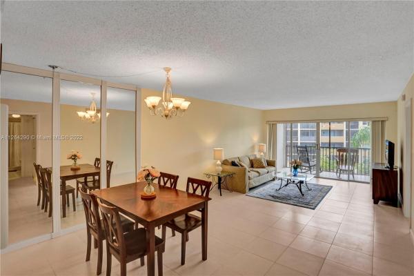Sunrise Island, 3955 N Nob Hill Rd #304, Sunrise, Florida 33351, image 1