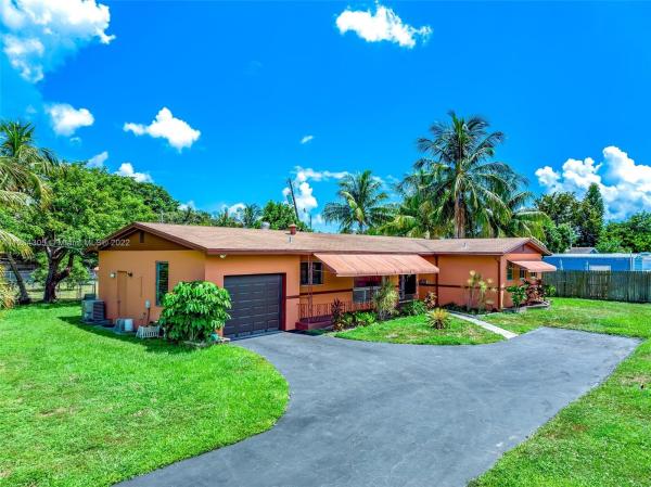 Hollywood Little Ranches, 2932 Madison St, Hollywood, Florida 33020, image 2