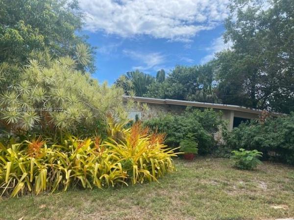 Hillmont Middle River Vista, 2024 NW 10th Ave, Fort Lauderdale, Florida 33311, image 1