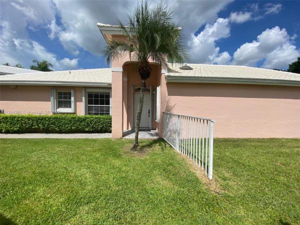 Wilshire, 1291 E Wilshire Cir E, Pembroke Pines, Florida 33027, image 1