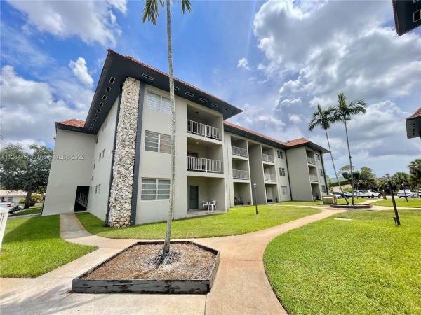 Lake Placid, 13900 Lake Placid Ct #A39, Miami Lakes, Florida 33014, image 1
