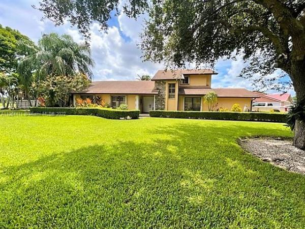 Stonewood, 16480 SW 148th Ave, Richmond West, Florida 33187, image 1