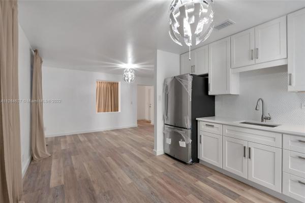 Riviera Beach Heights, 633 W 3rd St, Riviera Beach, Florida 33404, image 2