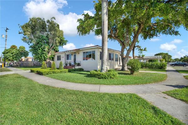 Grapeland Heights, 3560 NW 19th St, Miami, Florida 33125, image 2