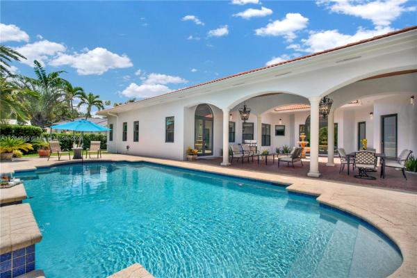 Palmetto Bay Residential, 14441 SW 82nd Ave, Palmetto Bay, Florida 33158, image 1