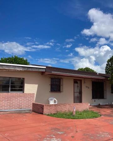 Carol City Gardens, 19701 NW 47th Ave, Miami Gardens, Florida 33055, image 2