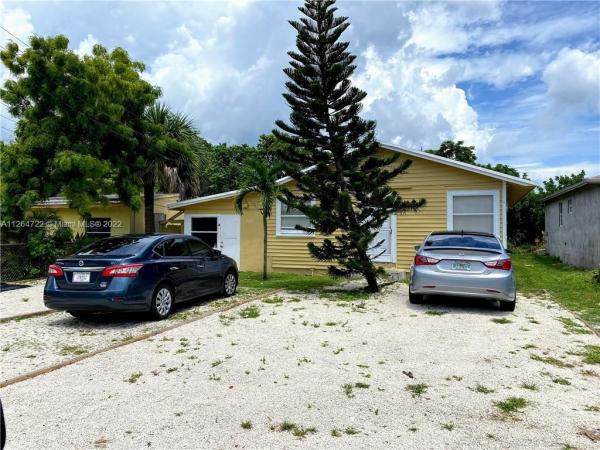 Brysa Park, 3633 SW 12th Ct, Fort Lauderdale, Florida 33312, image 1