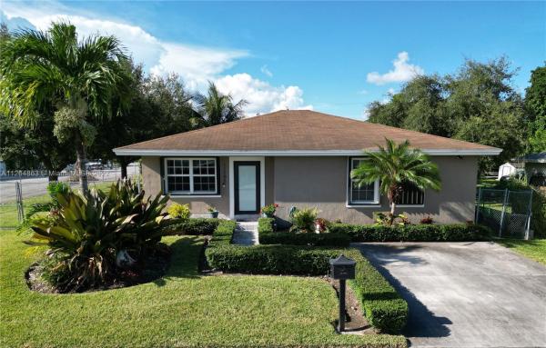 Goulds No HOA, 11795 SW 222nd St, Goulds, Florida 33170, image 2