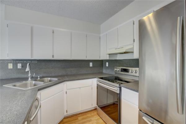 Golden Heights, 812 SW 10th St, Hallandale Beach, Florida 33009, image 1