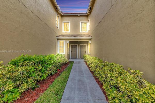 Silver Falls, 4254 SW 132nd Way #9104, Miramar, Florida 33027, image 2