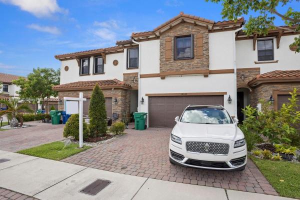 Century Townhomes At Bird Road, 16530 SW 42nd Ter #16530, Kendall West, Florida 33185, image 1