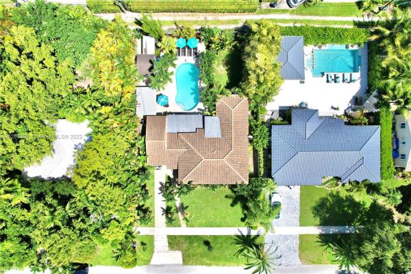 Karen Park, 941 Oriole Ave, Miami Springs, Florida 33166, image 1