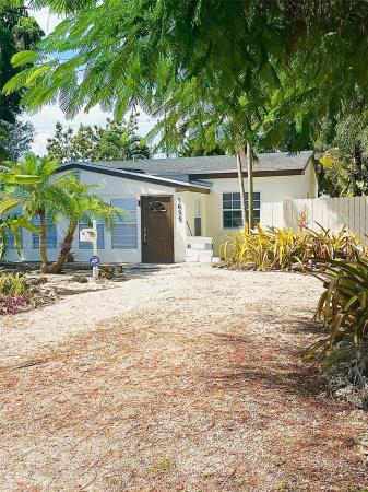 Fulford By The Sea, 1655 NE 175th St, North Miami Beach, Florida 33162, image 2