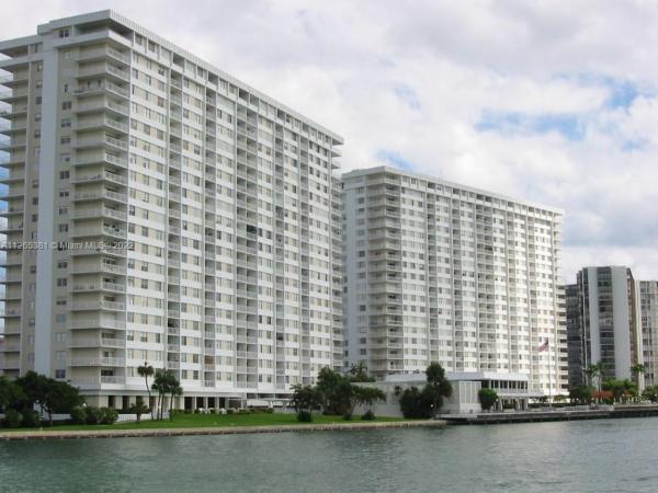 Arlen House Central, 300 Bayview Dr #1111, Sunny Isles Beach, Florida 33160, image 2
