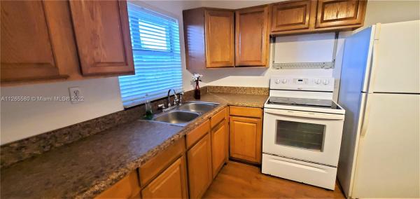 Sunrise Lakes 3, 9800 Sunrise Lakes Blvd #206, Sunrise, Florida 33322, image 1