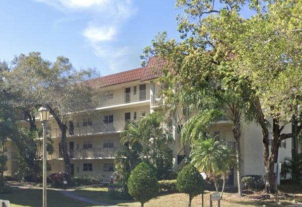 The Lakes Of Inverrary, 3280 Spanish Moss Ter #203, Lauderhill, Florida 33319, image 1