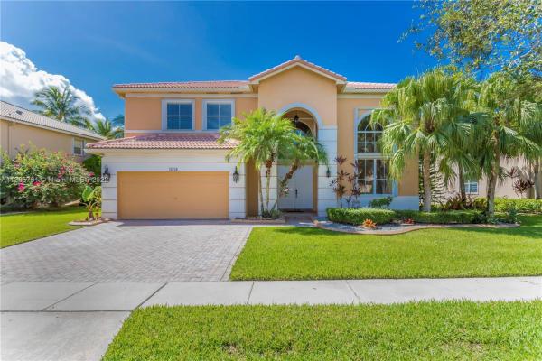 The Pointe At Pembroke Isles, 16750 NW 8th St, Pembroke Pines, Florida 33028, image 1