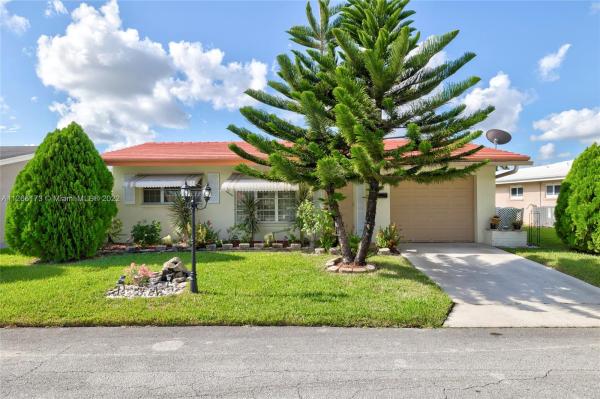 Mainlands Of Tamarac Lakes, 4300 NW 47th St, Tamarac, Florida 33319, image 1