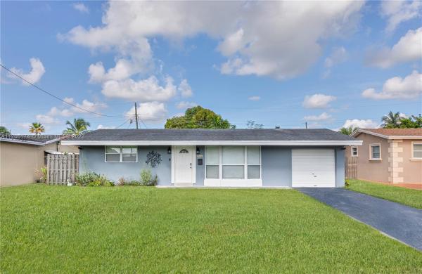 Miramar Isles, 3416 Garden Ln, Miramar, Florida 33023, image 2