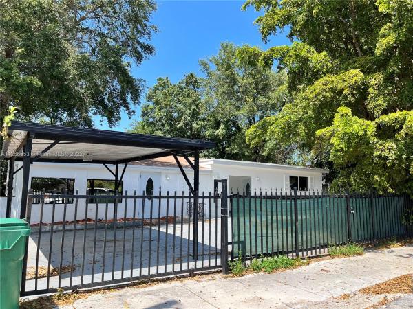 Carolinda Park, West Little River, Florida 33147, image 1