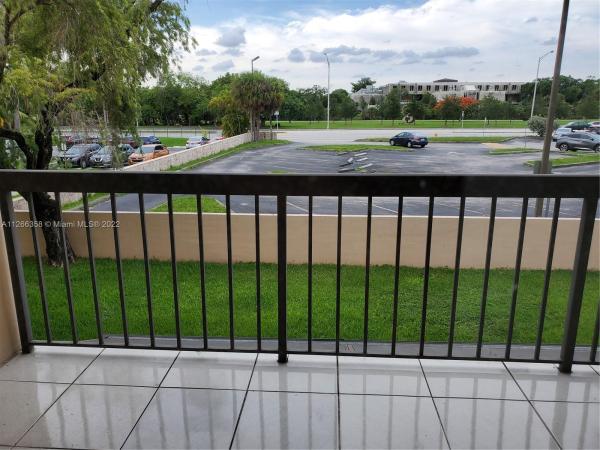 Gardens Of Kendall, 10425 SW 112th Ave #209, Kendall, Florida 33176, image 2