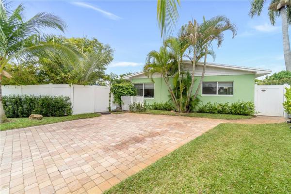 Pine Beach, 4301 NE 13th Ave, Pompano Beach, Florida 33064, image 1