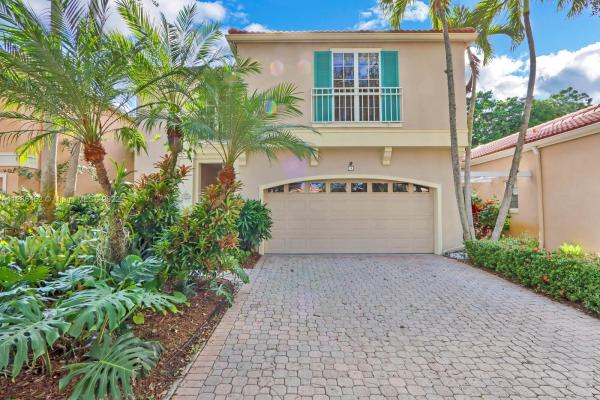 Villa D'Este, 16 Via Del Corso, Palm Beach Gardens, Florida 33418, image 1
